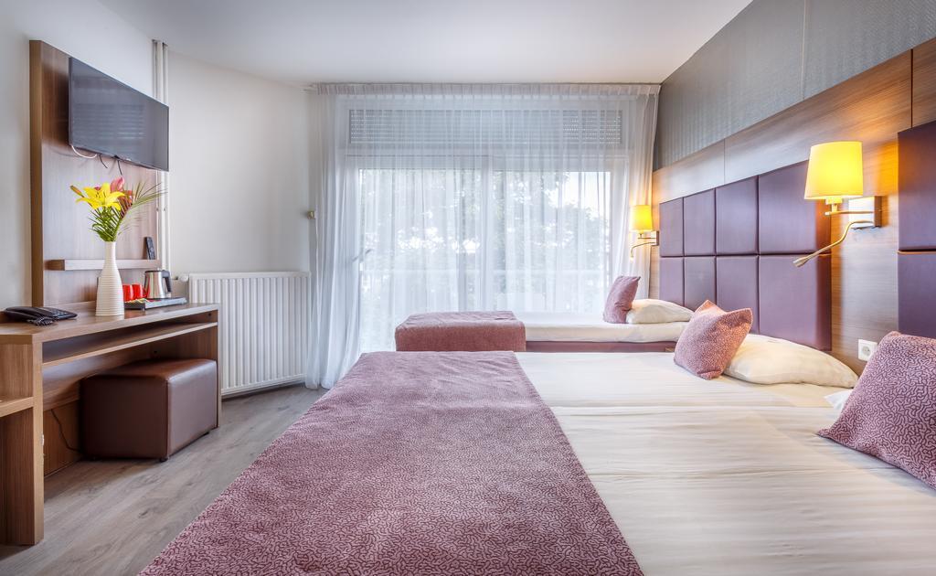 Hotel Victorie Amsterdam Buitenkant foto